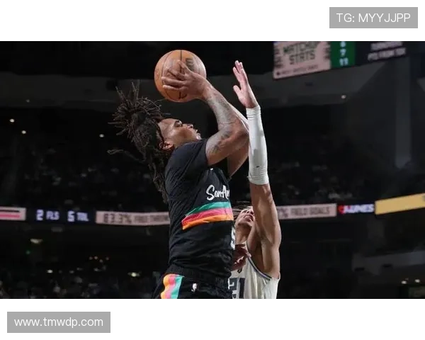 斯蒂芬·卡斯尔关键挡拆制造错位提升进攻效率明显